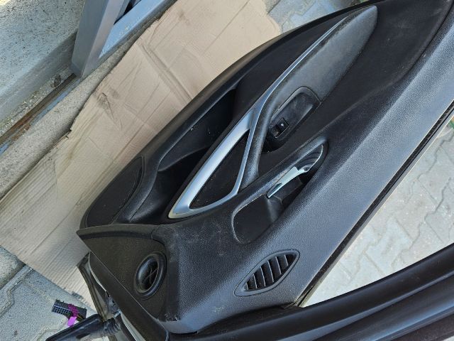 bontott OPEL ZAFIRA C Bal első Ajtó (Részeivel)