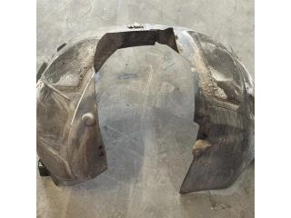 bontott OPEL ZAFIRA C Bal első Dobbetét (Kerékjárati, Műanyag)