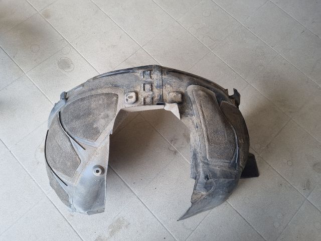 bontott OPEL ZAFIRA C Bal első Első Dobbetét (Kerékjárati, Műanyag)