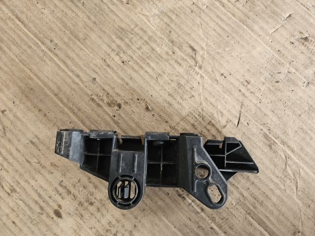 bontott OPEL ZAFIRA C Bal első Lökhárító Tartó (Műanyag)