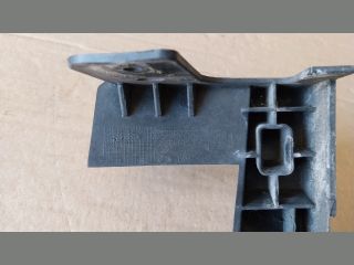 bontott OPEL ZAFIRA C Bal első Lökhárító Tartó (Műanyag)