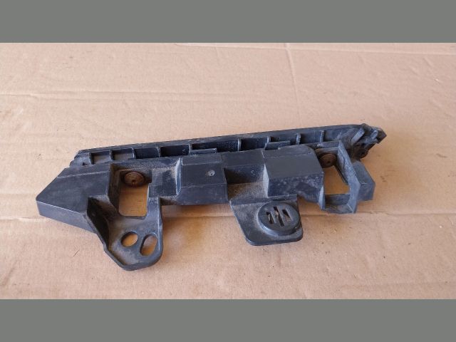 bontott OPEL ZAFIRA C Bal első Oldal Lökhárító Tartó (Műanyag)