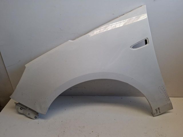 bontott OPEL ZAFIRA C Bal első Sárvédő