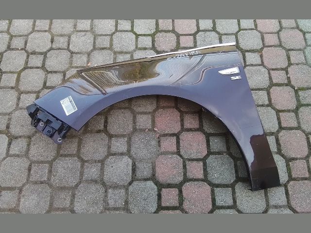 bontott OPEL ZAFIRA C Bal első Sárvédő