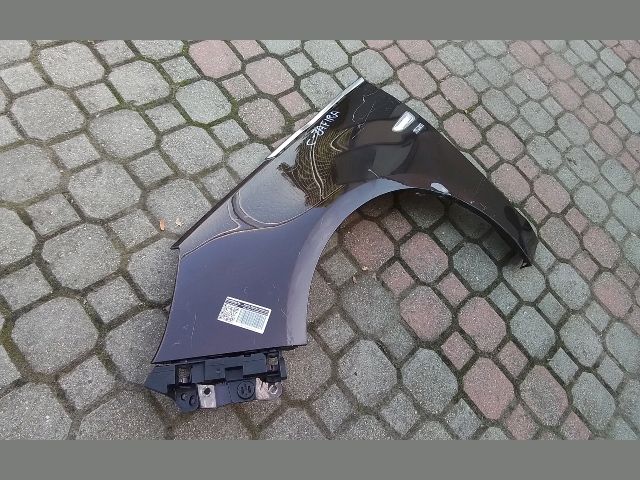 bontott OPEL ZAFIRA C Bal első Sárvédő