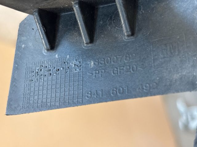 bontott OPEL ZAFIRA C Bal Fényszóró Tartó