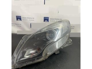 bontott OPEL ZAFIRA C Bal Fényszóró