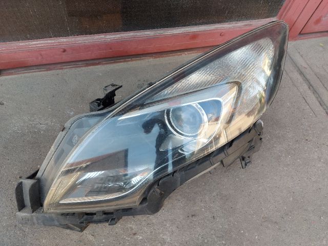 bontott OPEL ZAFIRA C Bal Fényszóró