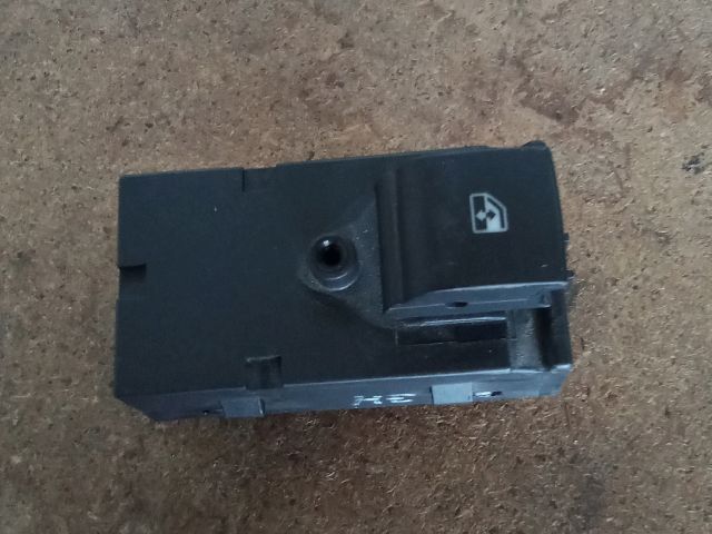 bontott OPEL ZAFIRA C Bal hátsó Ablakemelő Kapcsoló