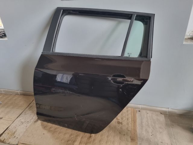 bontott OPEL ZAFIRA C Bal hátsó Ajtó (Részeivel)