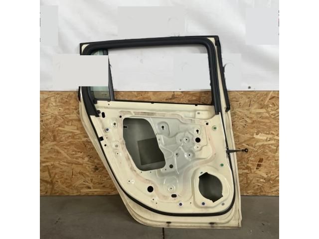 bontott OPEL ZAFIRA C Bal hátsó Ajtó (Üres lemez)