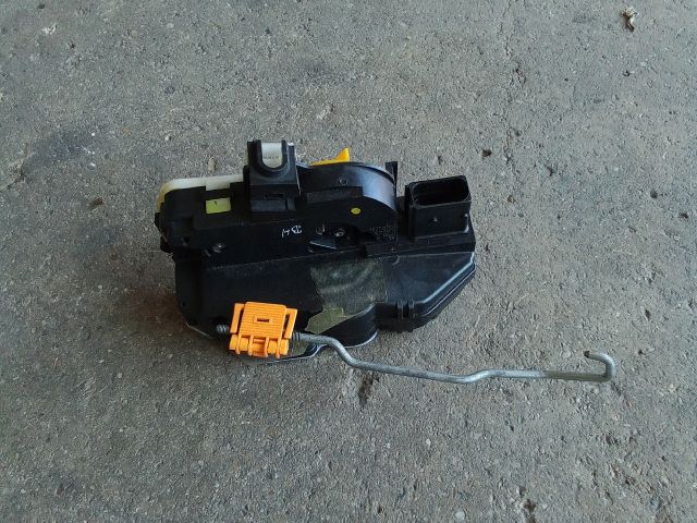 bontott OPEL ZAFIRA C Bal hátsó Ajtózár