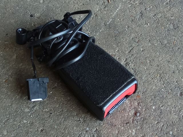 bontott OPEL ZAFIRA C Bal hátsó Biztonsági Öv Csat