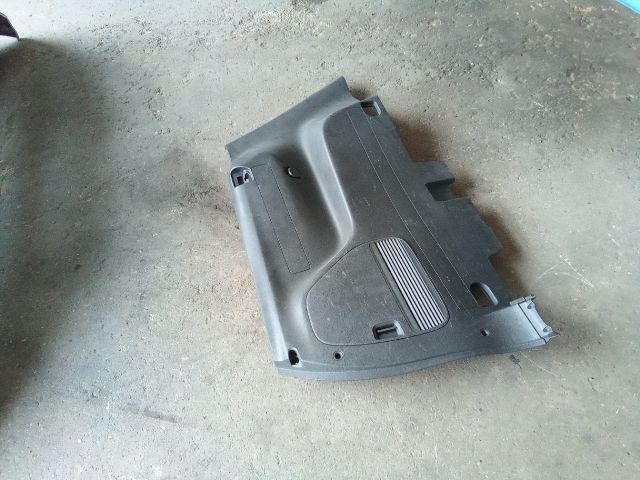 bontott OPEL ZAFIRA C Bal hátsó Csomagtér Burkolat (Műanyag)