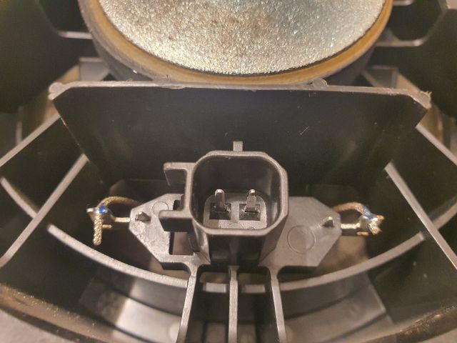 bontott OPEL ZAFIRA C Bal hátsó Hangszóró