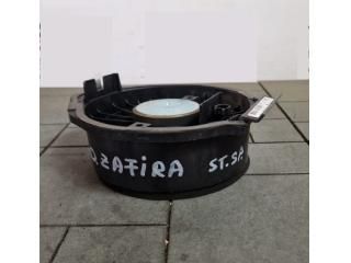 bontott OPEL ZAFIRA C Bal hátsó Hangszóró