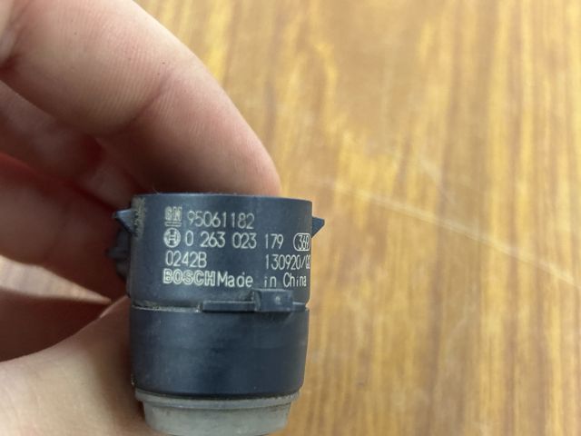 bontott OPEL ZAFIRA C Bal hátsó Külső Tolatóradar Fej