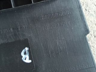 bontott OPEL ZAFIRA C Bal hátsó Ülés melletti Kárpit