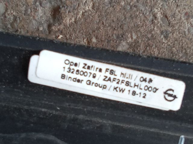 bontott OPEL ZAFIRA C Bal hátsó Vízlehúzó Gumicsík