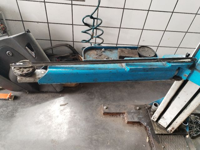 bontott OPEL ZAFIRA C Bal hátsó Vízlehúzó Gumicsík