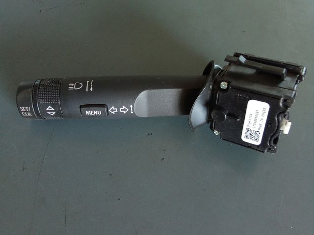 bontott OPEL ZAFIRA C Bal Kormánykapcsoló Irányjelző