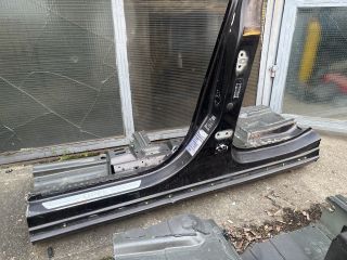 bontott OPEL ZAFIRA C Bal Küszöb