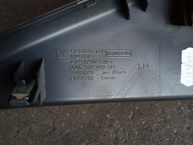 bontott OPEL ZAFIRA C Bal Műszerfal Oldalkárpit