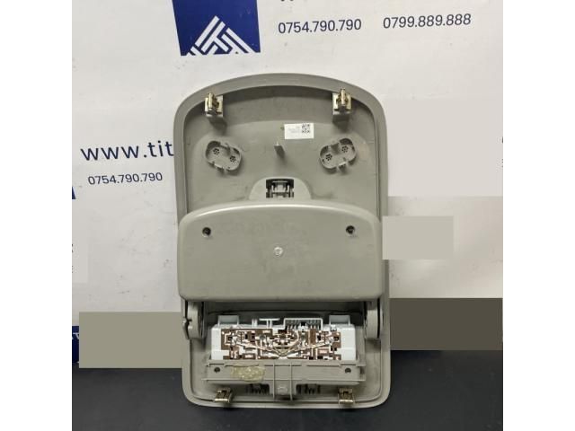 bontott OPEL ZAFIRA C Beltér Világítás Első