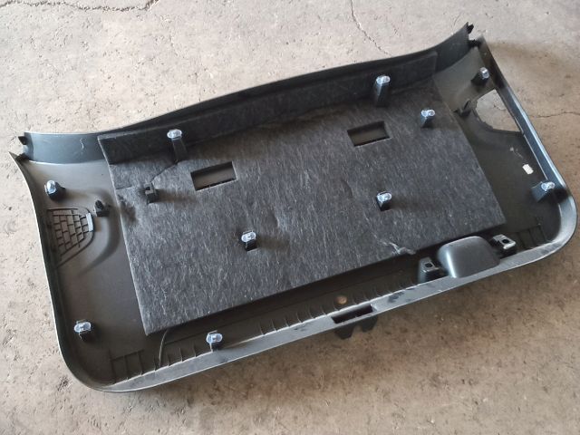 bontott OPEL ZAFIRA C Csomagtérajtó Burkolat Alsó