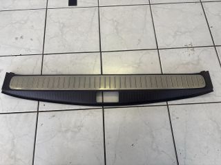 bontott OPEL ZAFIRA C Csomagtérajtó Műanyag Betét