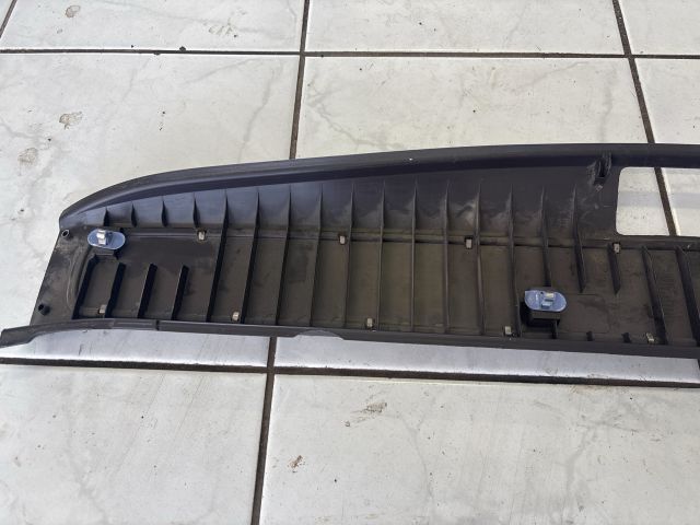 bontott OPEL ZAFIRA C Csomagtérajtó Műanyag Betét