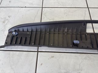 bontott OPEL ZAFIRA C Csomagtérajtó Műanyag Betét