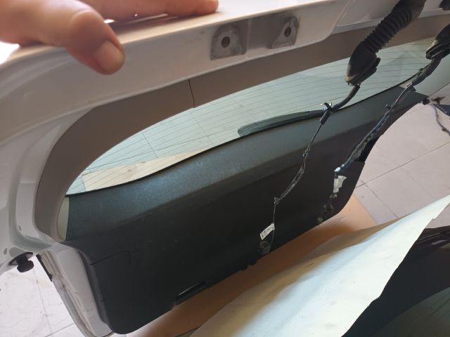 bontott OPEL ZAFIRA C Csomagtérajtó (Részeivel)