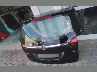 bontott OPEL ZAFIRA C Csomagtérajtó (Részeivel)