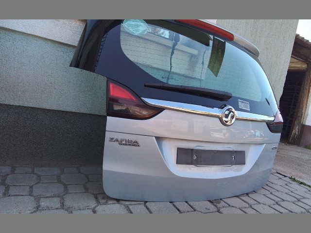 bontott OPEL ZAFIRA C Csomagtérajtó (Részeivel)