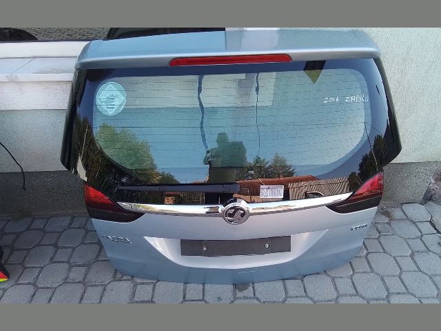 bontott OPEL ZAFIRA C Csomagtérajtó (Részeivel)