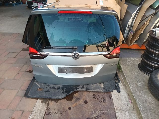 bontott OPEL ZAFIRA C Csomagtérajtó (Részeivel)