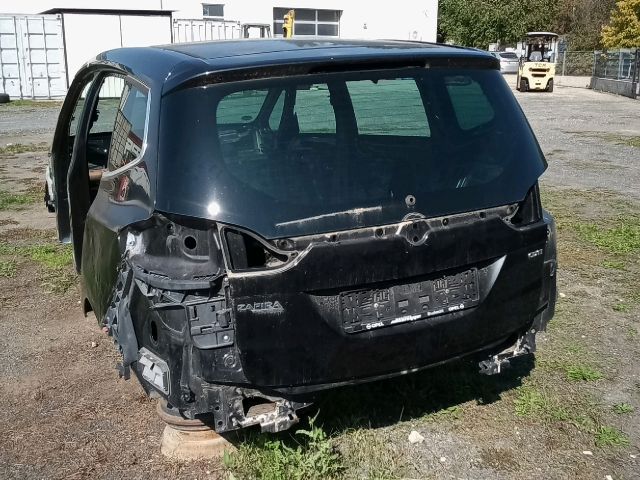 bontott OPEL ZAFIRA C Csomagtérajtó (Üres lemez)