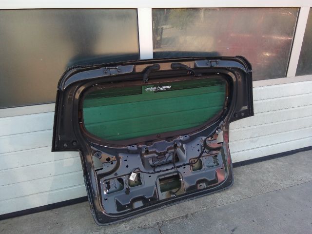 bontott OPEL ZAFIRA C Csomagtérajtó (Üres lemez)