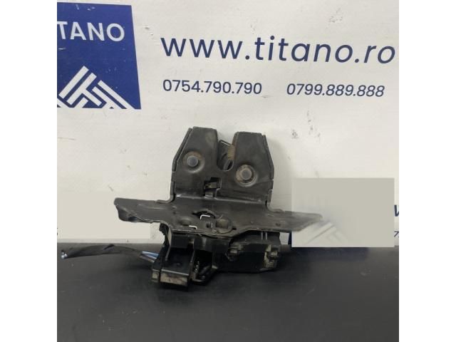 bontott OPEL ZAFIRA C Csomagtérajtó Zárszerkezet