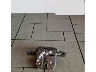 bontott OPEL ZAFIRA C Csomagtérajtó Zárszerkezet