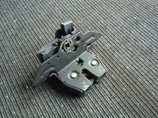 bontott OPEL ZAFIRA C Csomagtérajtó Zárszerkezet