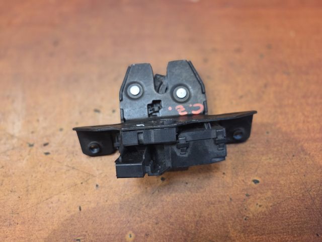 bontott OPEL ZAFIRA C Csomagtérajtó Zárszerkezet