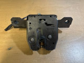 bontott OPEL ZAFIRA C Csomagtérajtó Zárszerkezet