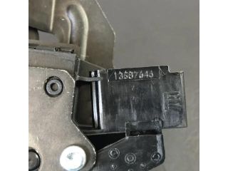 bontott OPEL ZAFIRA C Csomagtérajtó Zárszerkezet