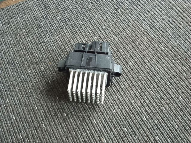 bontott OPEL ZAFIRA C Előtét Ellenállás Fűtőmotor