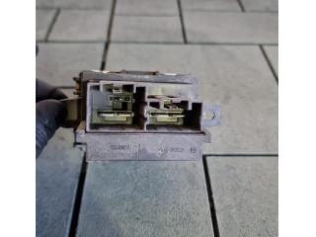 bontott OPEL ZAFIRA C Előtét Ellenállás Fűtőmotor