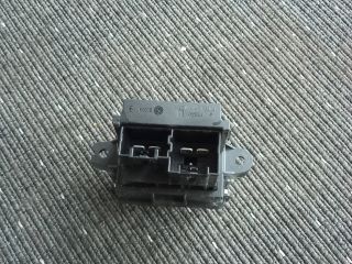 bontott OPEL ZAFIRA C Előtét Ellenállás Fűtőmotor