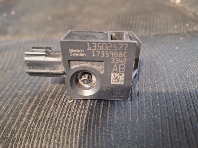 bontott OPEL ZAFIRA C Első Középső Ütközés Érzékelő (Homlokfalon)