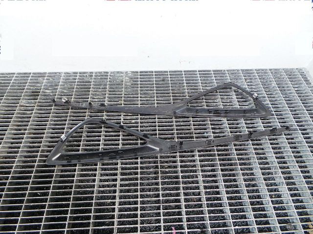 bontott OPEL ZAFIRA C Első Lökhárító Díszléc